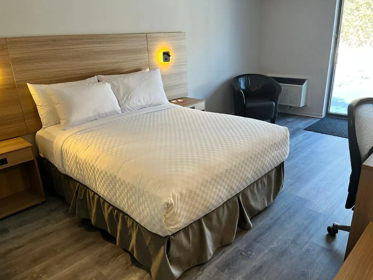 Econo Lodge Airport Quebec 3*, Ville de Québec